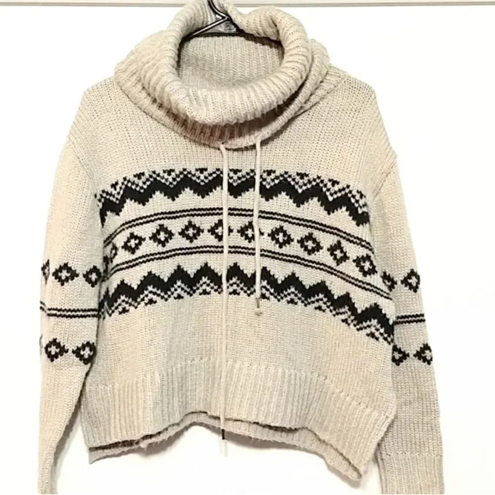 Moon and Madison cropped cowl Aztec sweater boho